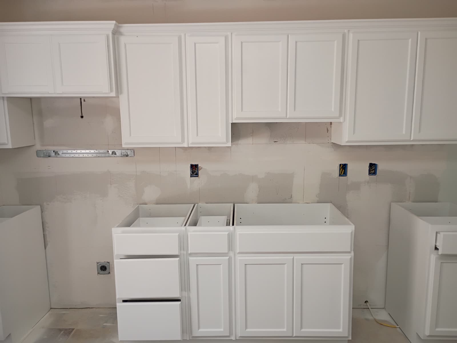 Kitchen Cabinet Refacing